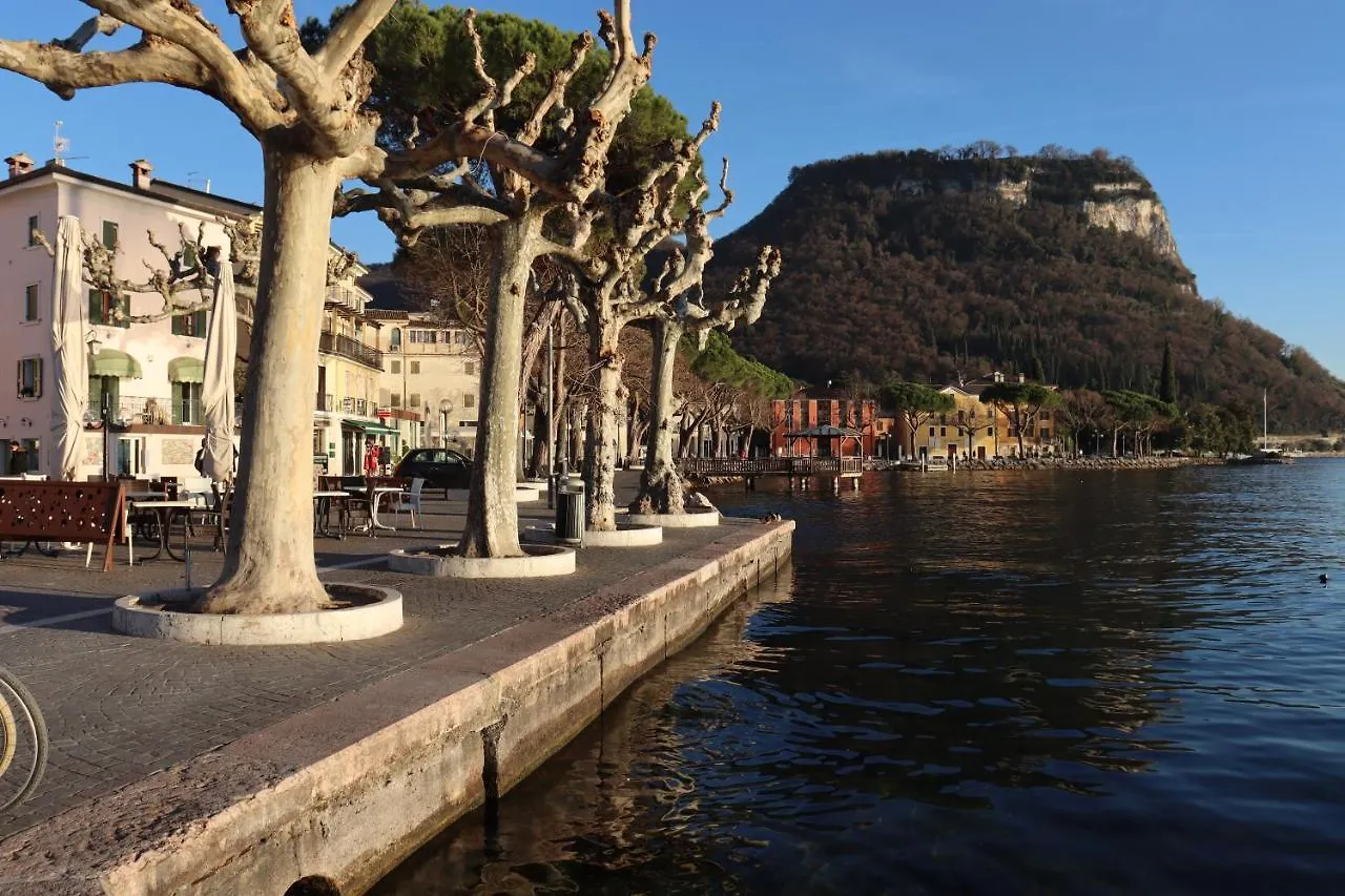 Apartman Monika Holiday 302 Joy In The Lake Garda