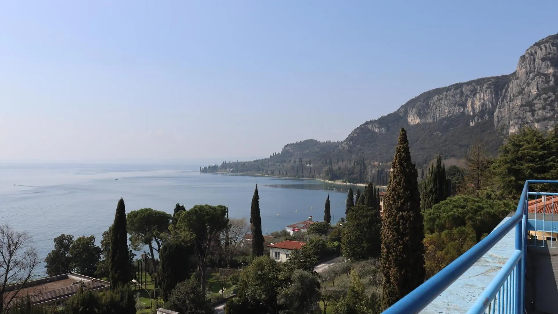 Monika Holiday 302 Joy In The Lake Garda Apartman